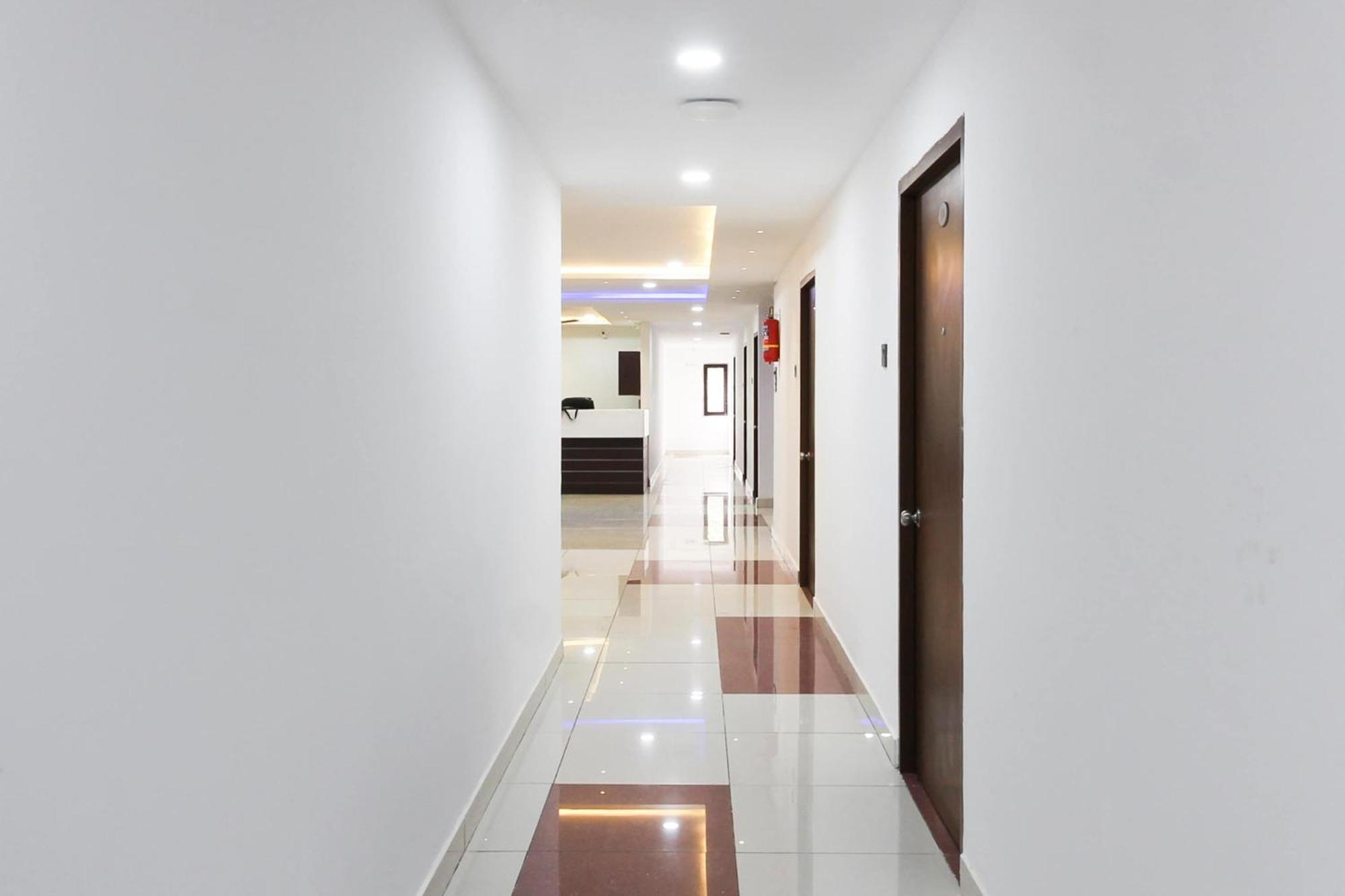 Super Mythri Hotel Near By Ecil, As Rao Nagar, Sainikpuri Maula Ali Buitenkant foto