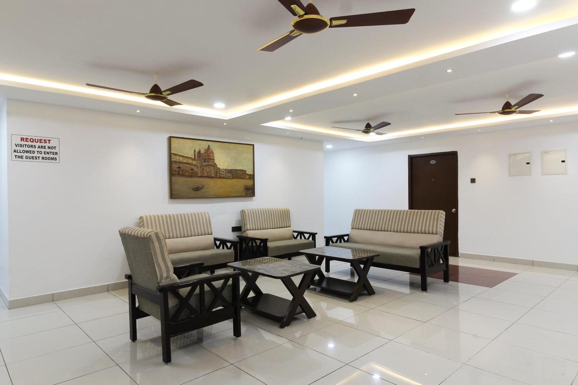 Super Mythri Hotel Near By Ecil, As Rao Nagar, Sainikpuri Maula Ali Buitenkant foto